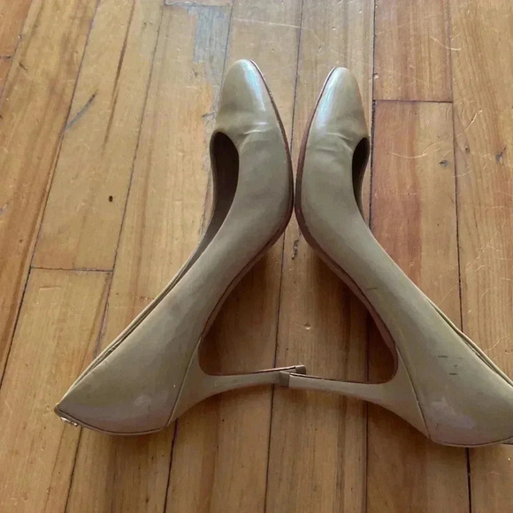 Coach nude patent  leather round toe pumps - Picture 5 of 7